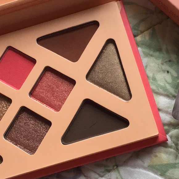 Athr Beauty Desert Sunset eyeshadow palette New In Box Vegan Eco-friendly New - Picture 3 of 3